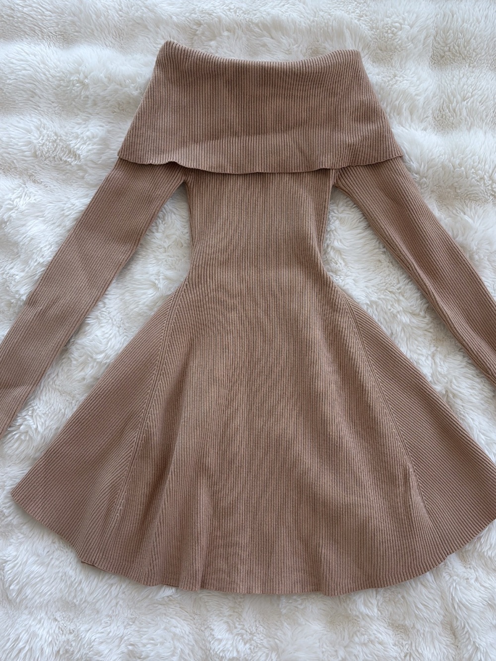 Windsor Taupe Off-Shoulder Ribbed Fit-and-Flare Dress